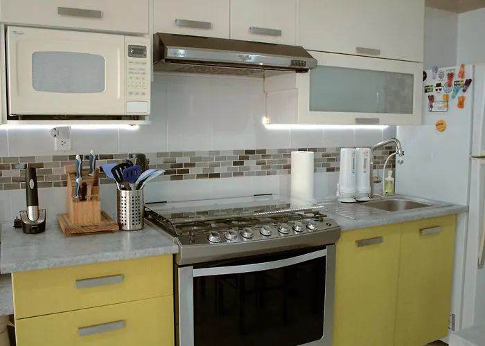 Apartamento Departamento Céntrico, Amplio Y Nuevo Cerca Del Aeropuerto Y Gnp-foro Sol *
